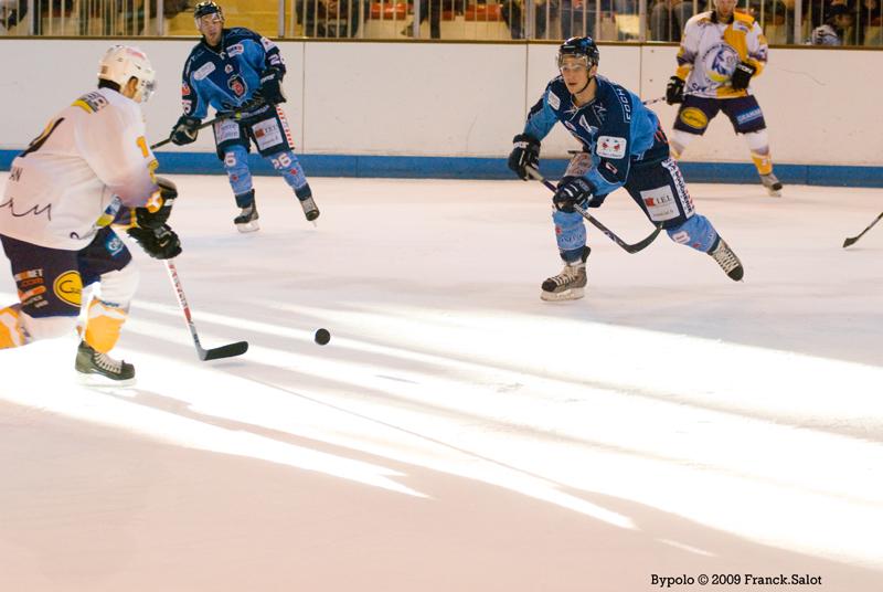Angers  8 - 5 Chamonix 