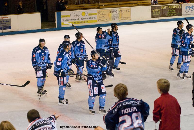 Angers  8 - 5 Chamonix 
