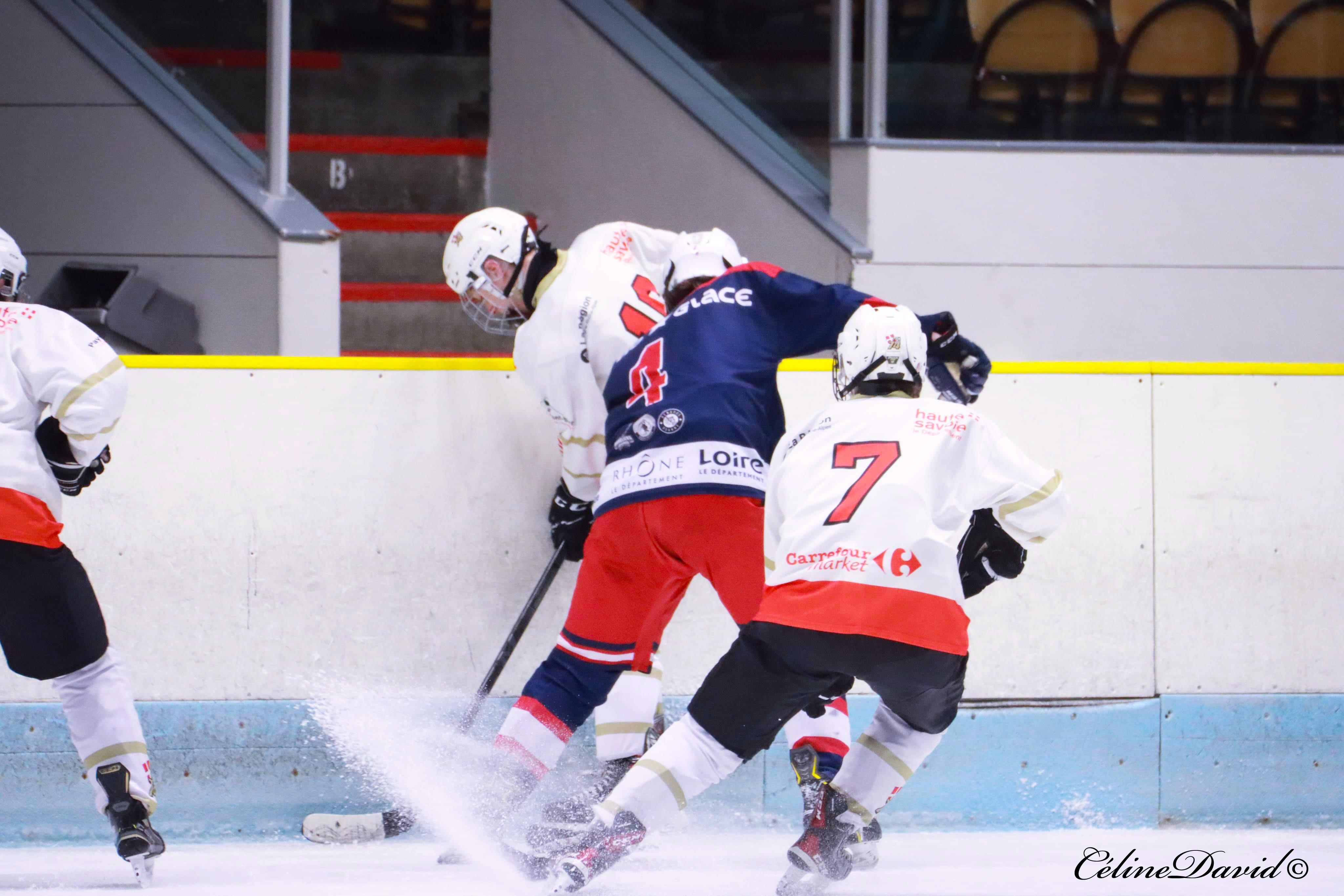 HCLR - U17 2 - 8 HC74