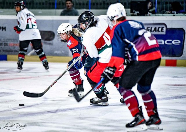 Photo hockey match Bordeaux / Féminine - Grenoble / Féminin le 18/02/2023