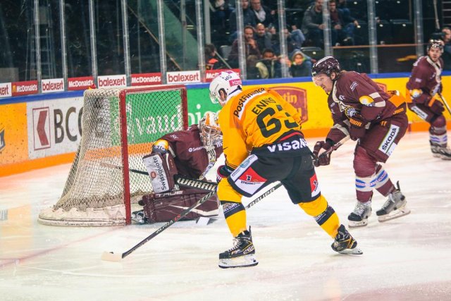 Photo hockey match Genève - Bern le 18/02/2023