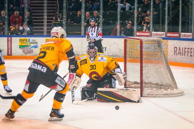 Photo hockey match Genève - Bern le 18/02/2023