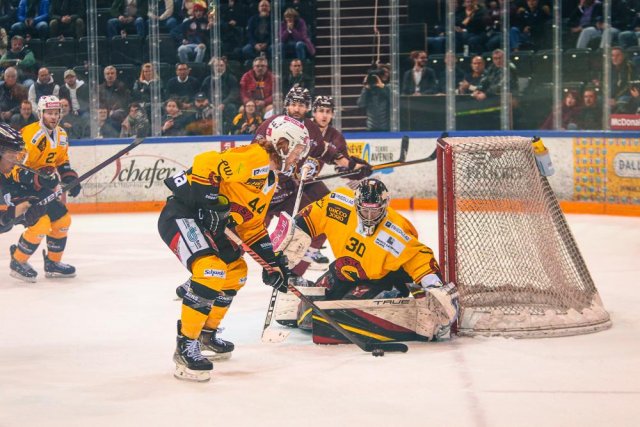 Photo hockey match Genève - Bern le 18/02/2023