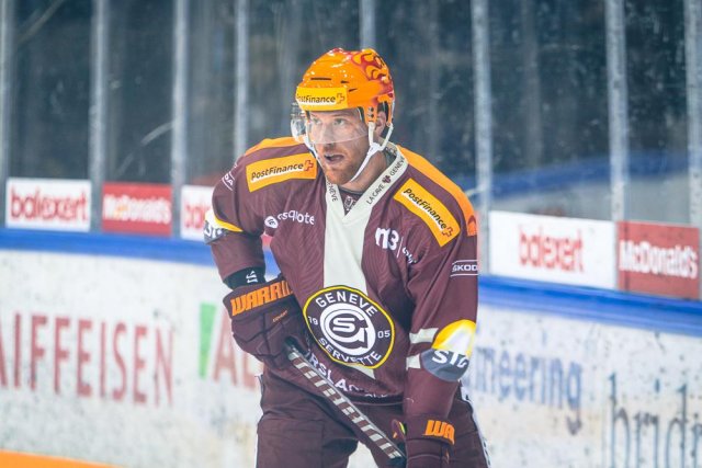 Photo hockey match Genève - Bern le 18/02/2023