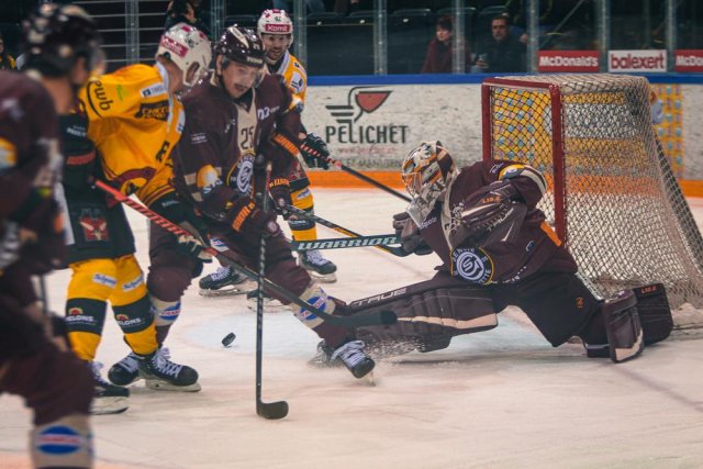 Photo hockey match Genève - Bern le 18/02/2023