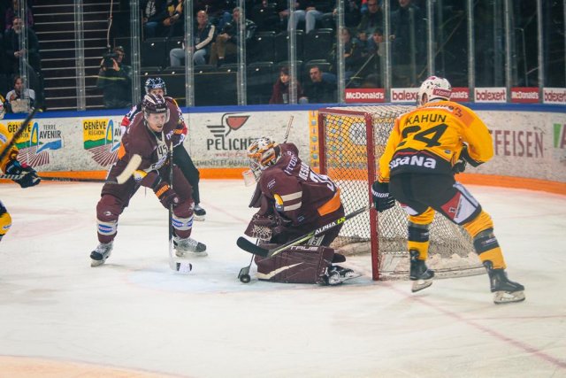 Photo hockey match Genève - Bern le 18/02/2023