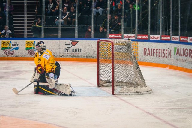 Photo hockey match Genève - Bern le 18/02/2023