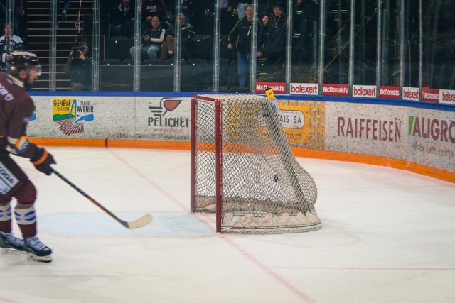 Photo hockey match Genève - Bern le 18/02/2023