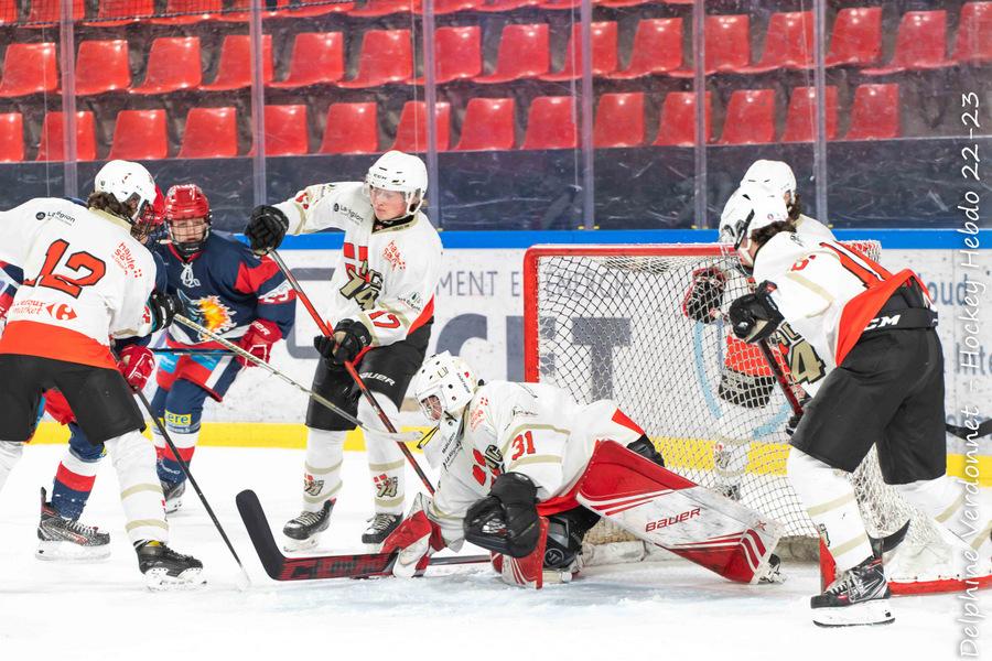Grenoble U20 2 - 0 HC74