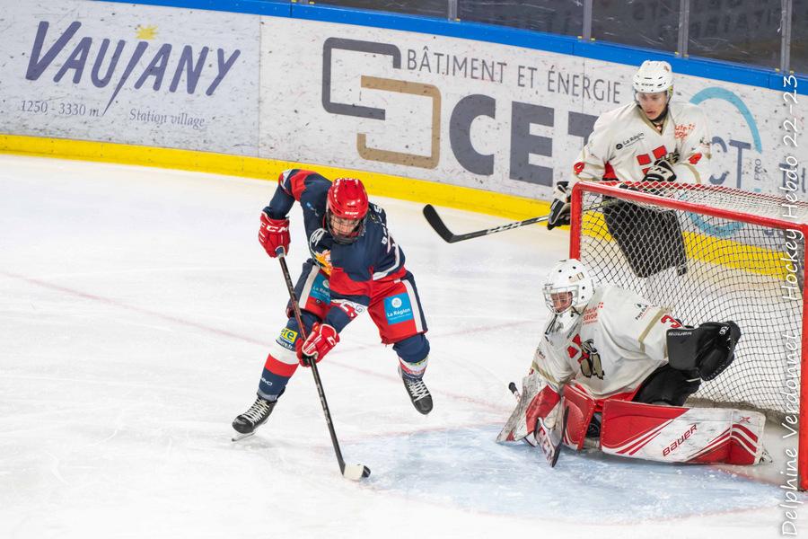 Grenoble U20 2 - 0 HC74