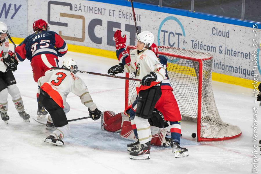 Grenoble U20 2 - 0 HC74
