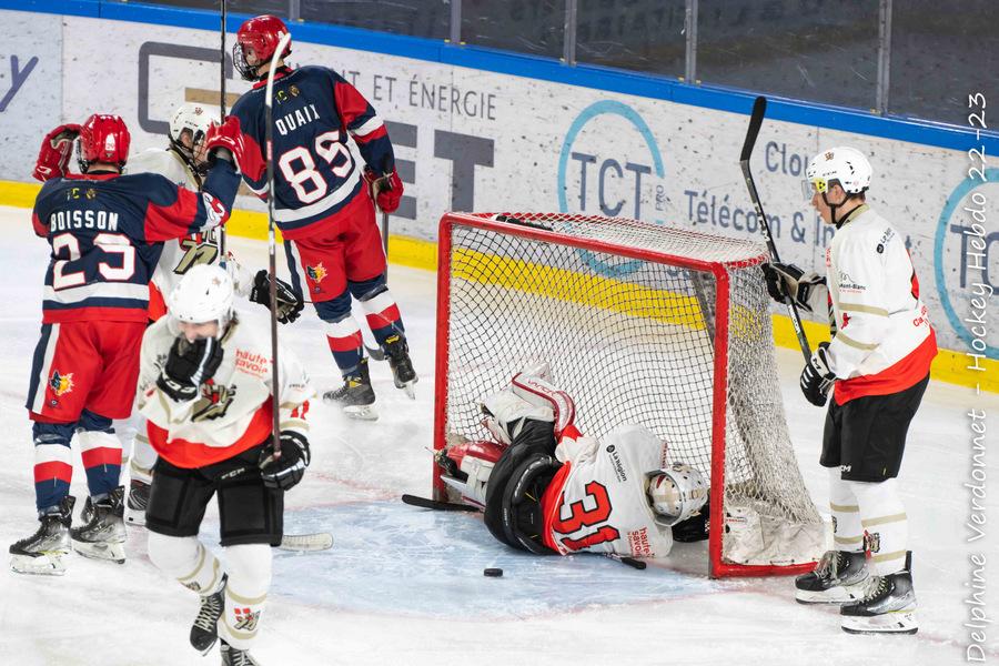 Grenoble U20 2 - 0 HC74