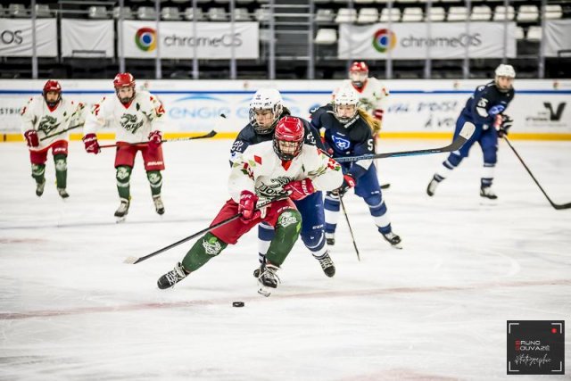 Photo hockey match Cergy-Pontoise / Féminin - France / Féminin le 18/02/2023