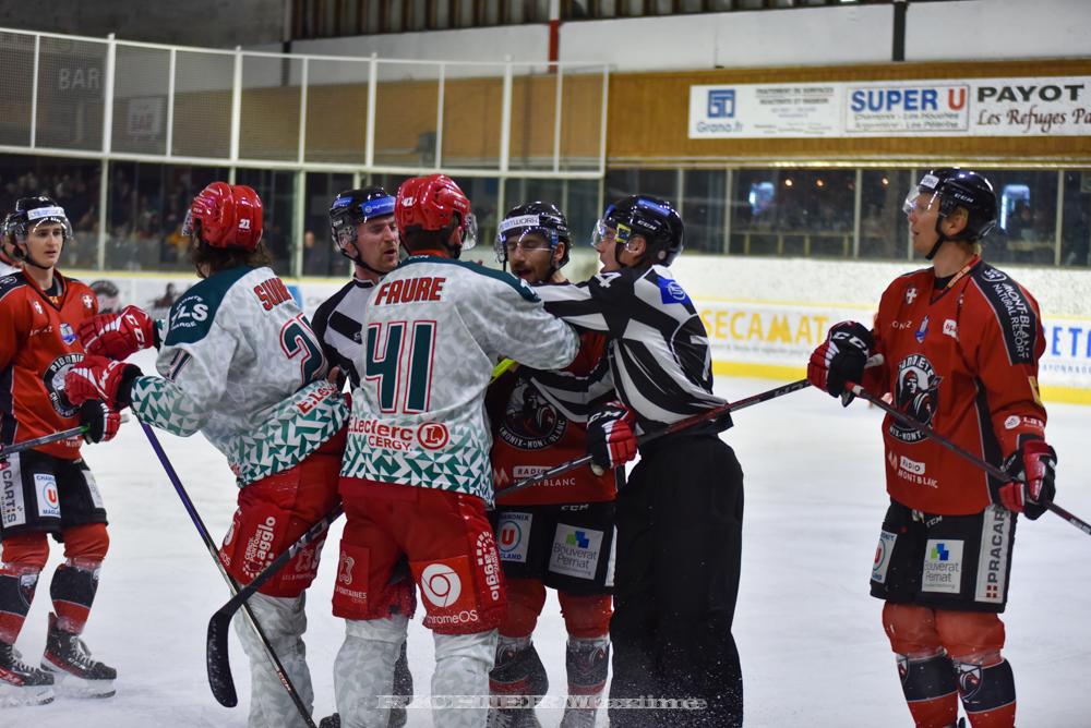 Chamonix  1 - 3 Cergy-Pontoise