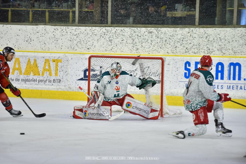 Chamonix  1 - 3 Cergy-Pontoise
