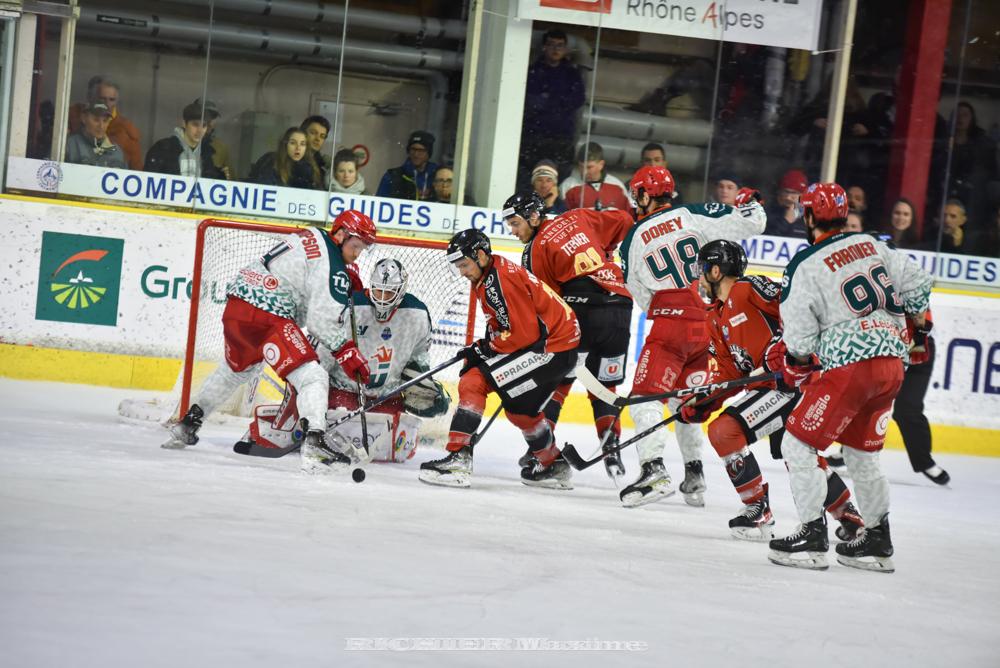 Chamonix  1 - 3 Cergy-Pontoise