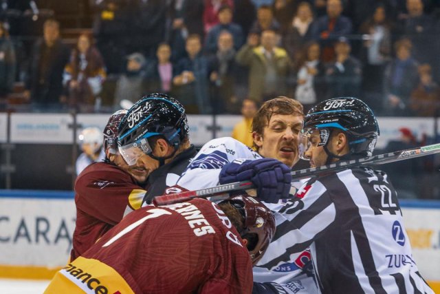 Photo hockey match Genève - Zürich le 25/02/2023