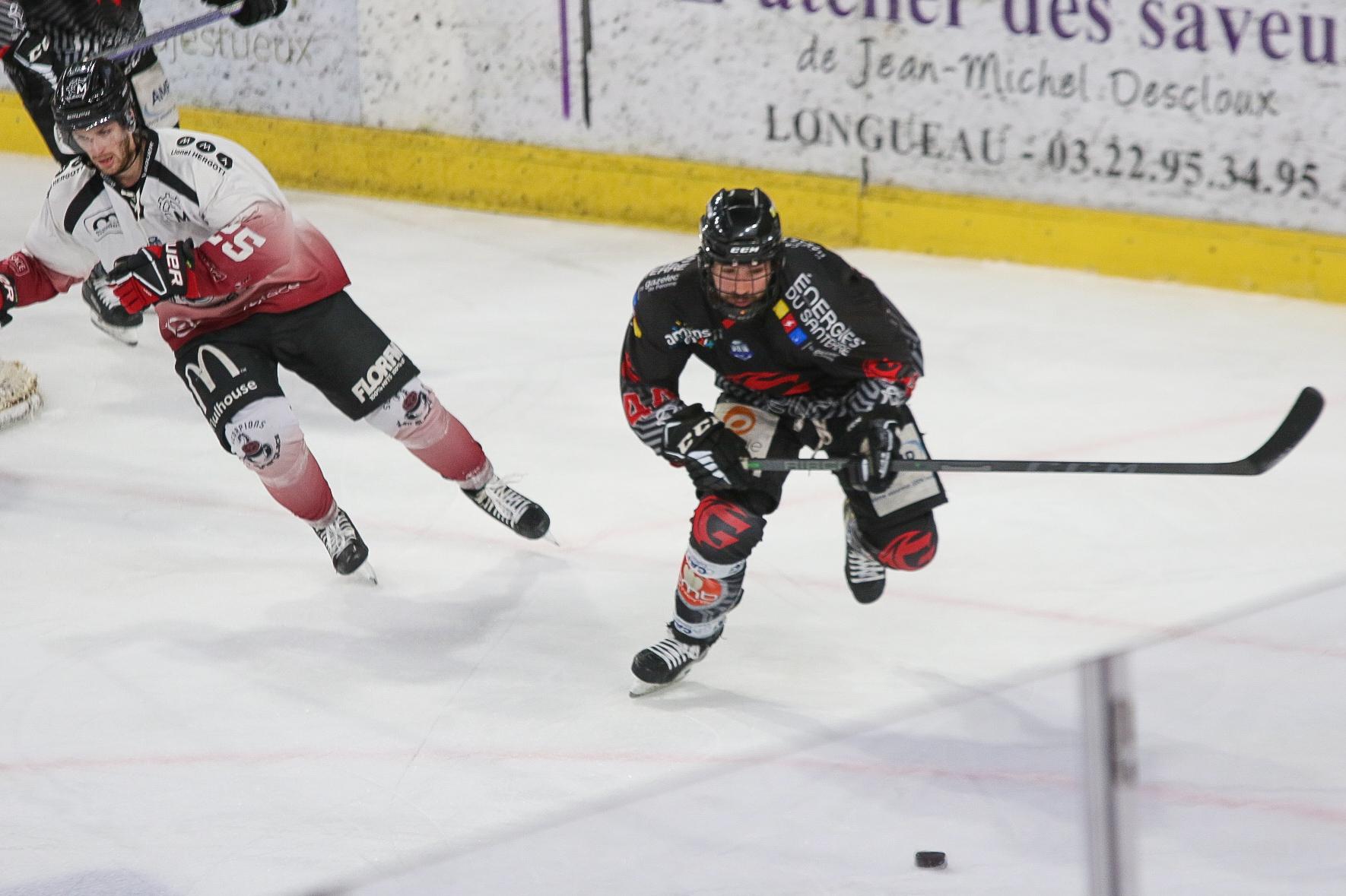 Amiens  2 - 0 Mulhouse