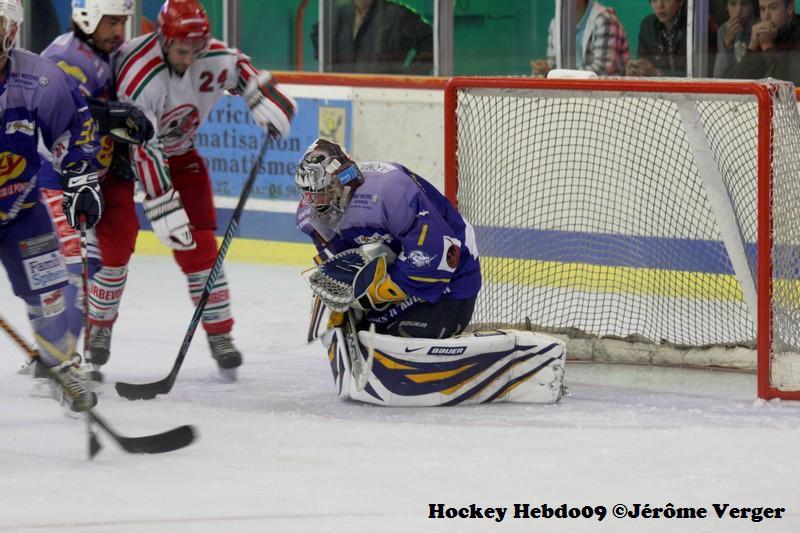 Avignon 5 - 4 Courbevoie 