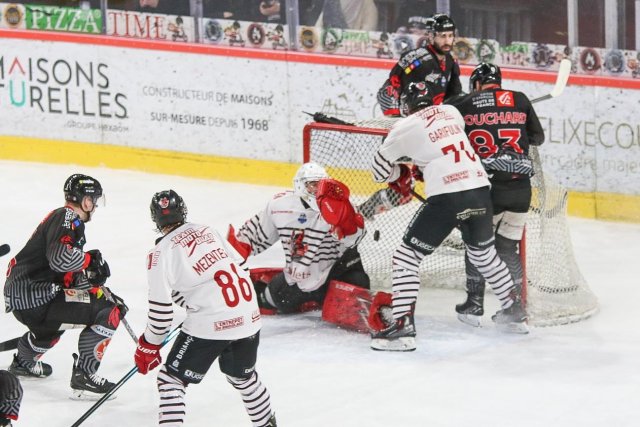 Photo hockey match Amiens  - Briançon  le 03/03/2023