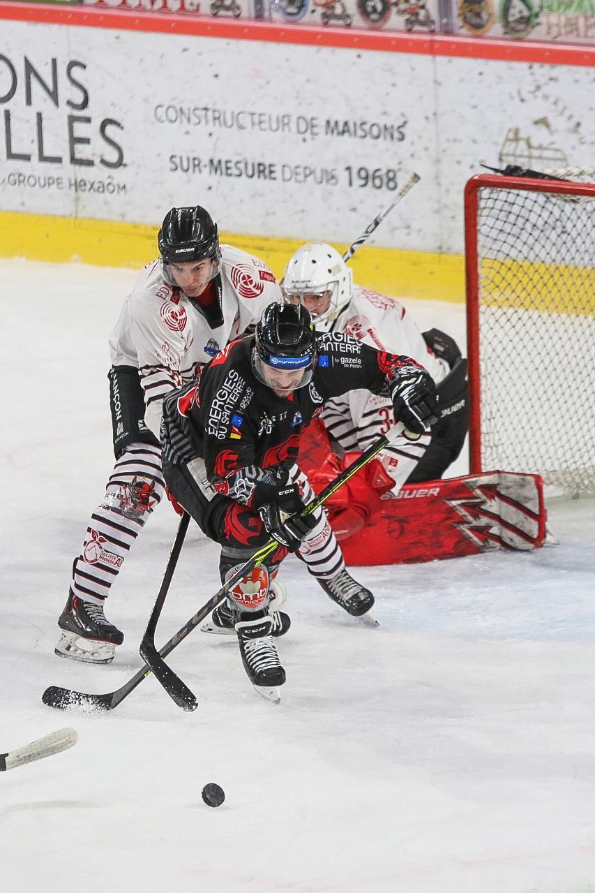 Amiens  8 - 1 Briançon 