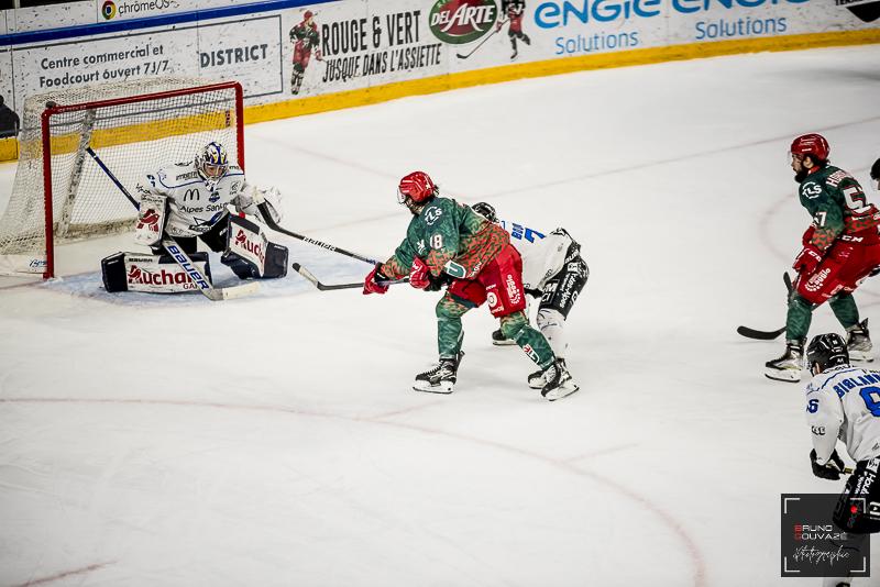 Cergy-Pontoise 6 - 5 Gap 