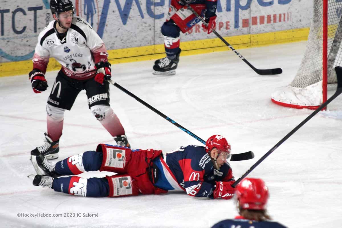 Grenoble  5 - 1 Mulhouse