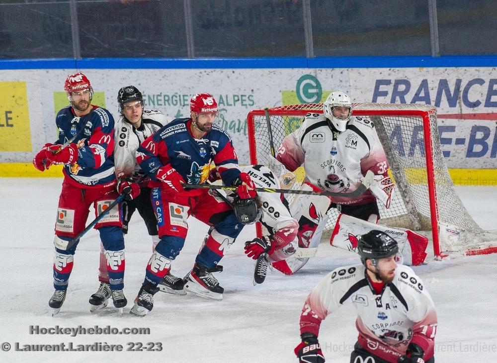 Grenoble  5 - 1 Mulhouse
