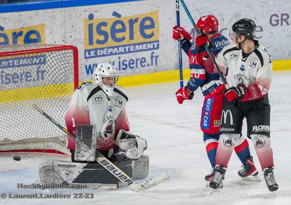 Grenoble  5 - 1 Mulhouse