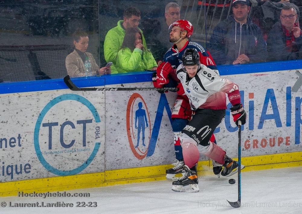 Grenoble  5 - 1 Mulhouse
