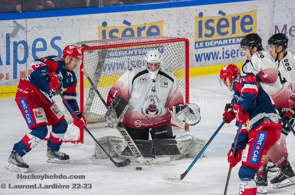 Grenoble  5 - 1 Mulhouse