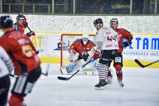 Photo hockey match Chamonix  - Briançon  le 10/03/2023