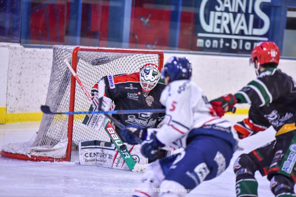 Mont-Blanc 2 - 5 Caen 
