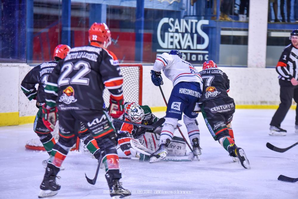 Mont-Blanc 2 - 5 Caen 