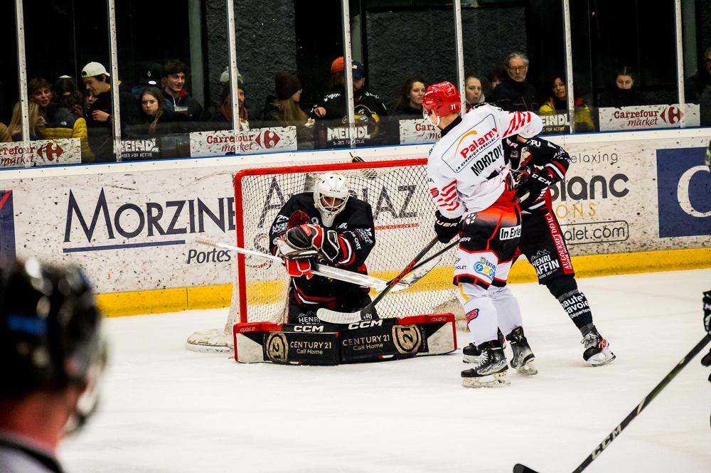 Morzine-Avoriaz 0 - 4 Cholet 