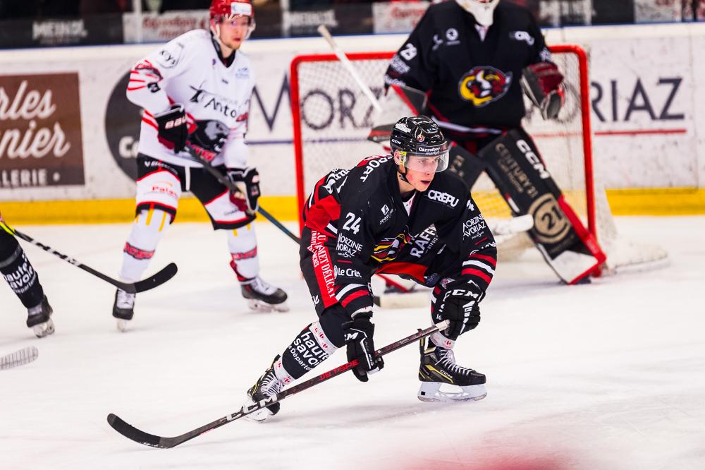 Morzine-Avoriaz 0 - 4 Cholet 
