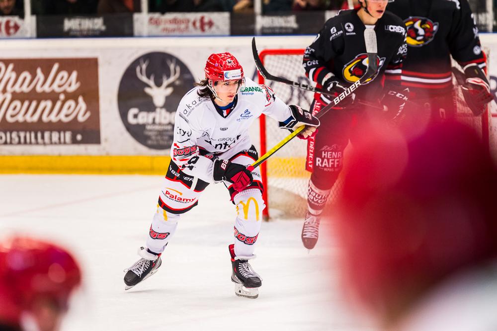 Morzine-Avoriaz 0 - 4 Cholet 