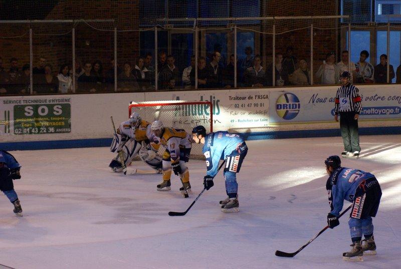 Angers  8 - 5 Chamonix 