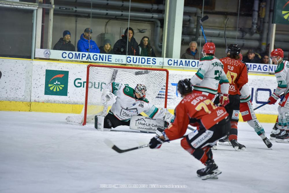 Chamonix  4 - 3 Anglet