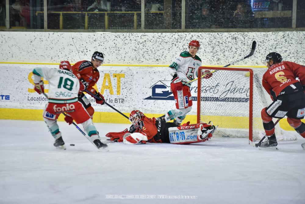 Chamonix  4 - 3 Anglet