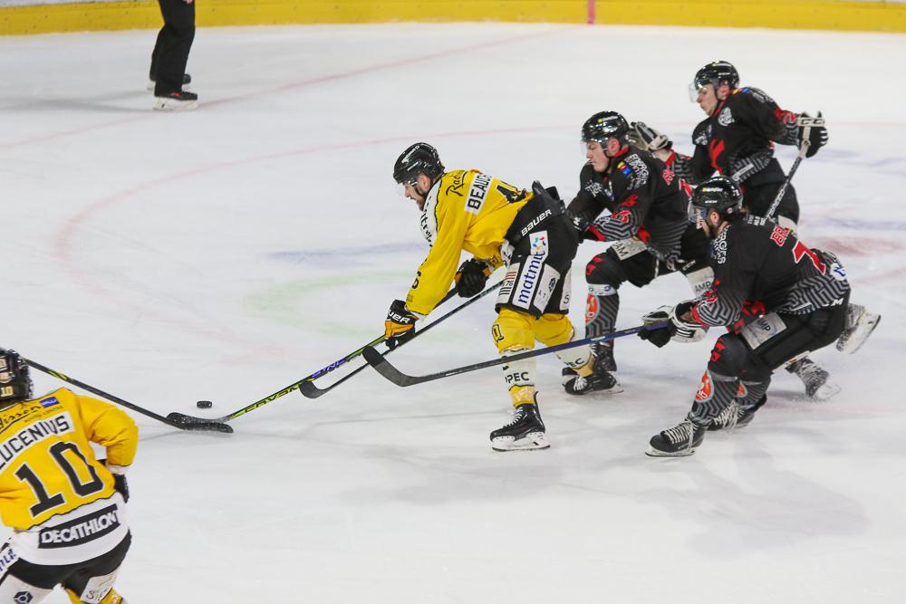 Amiens  3 - 4 Rouen