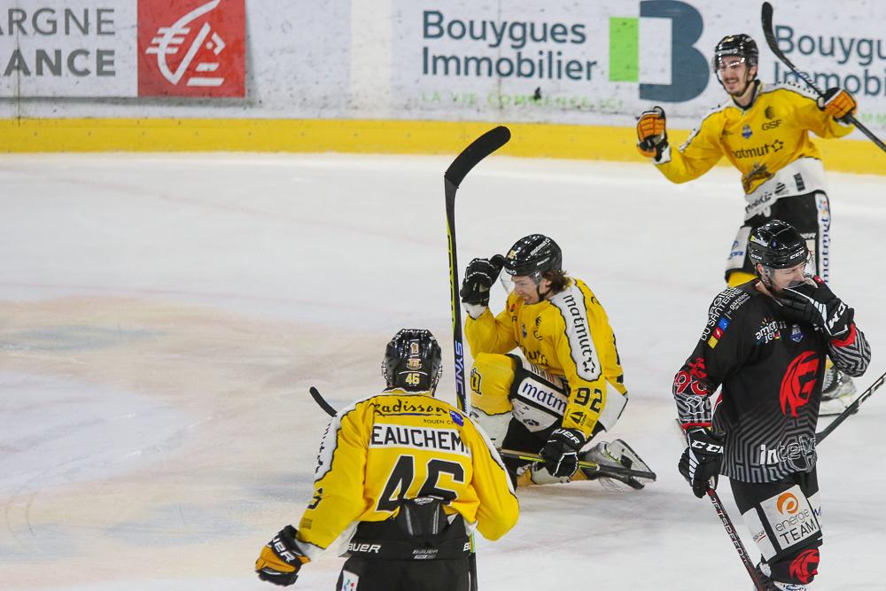 Amiens  3 - 4 Rouen