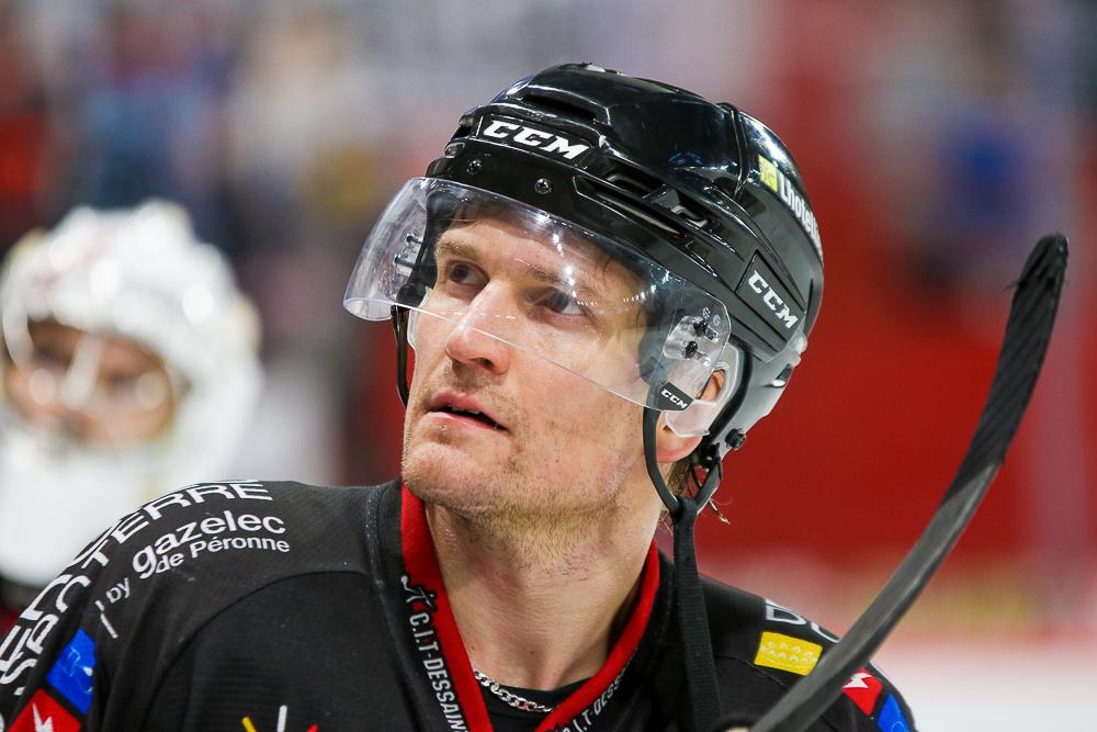 Amiens  3 - 4 Rouen