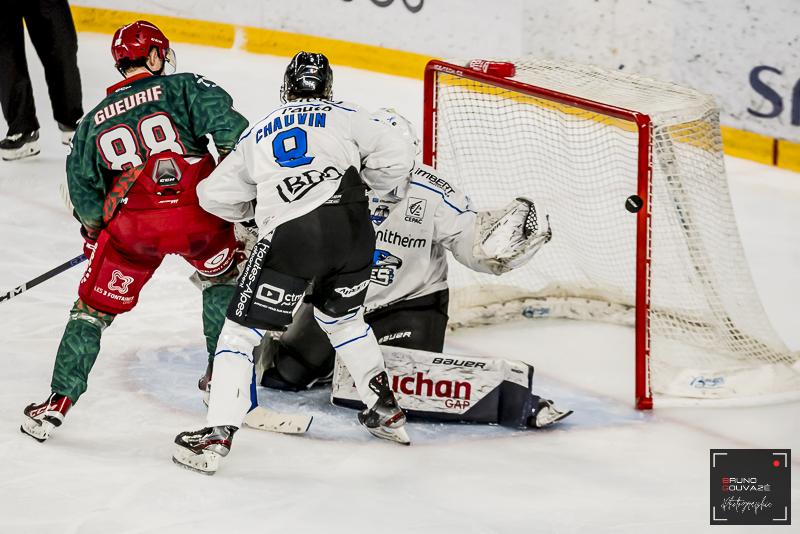 Cergy-Pontoise 5 - 4 Gap 