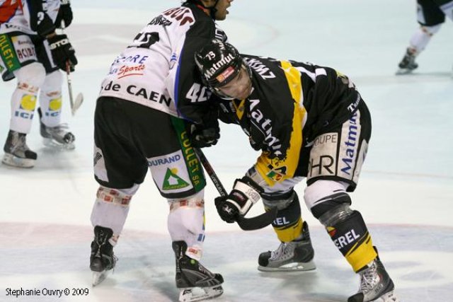 Photo hockey match Rouen - Caen  le 22/09/2009