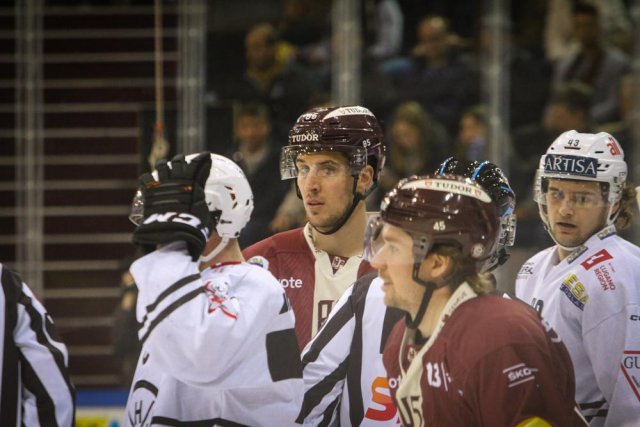 Photo hockey match Genève - Lugano le 18/03/2023