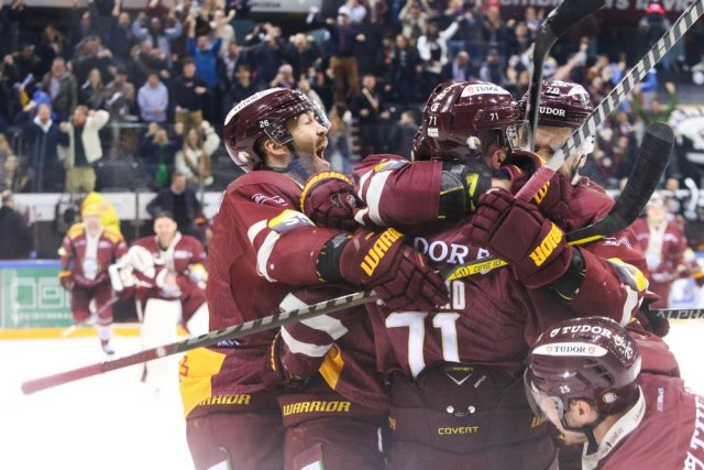 Photo hockey match Genève - Lugano le 18/03/2023