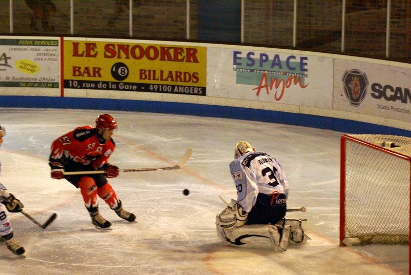 Angers  3 - 2 Neuilly/Marne