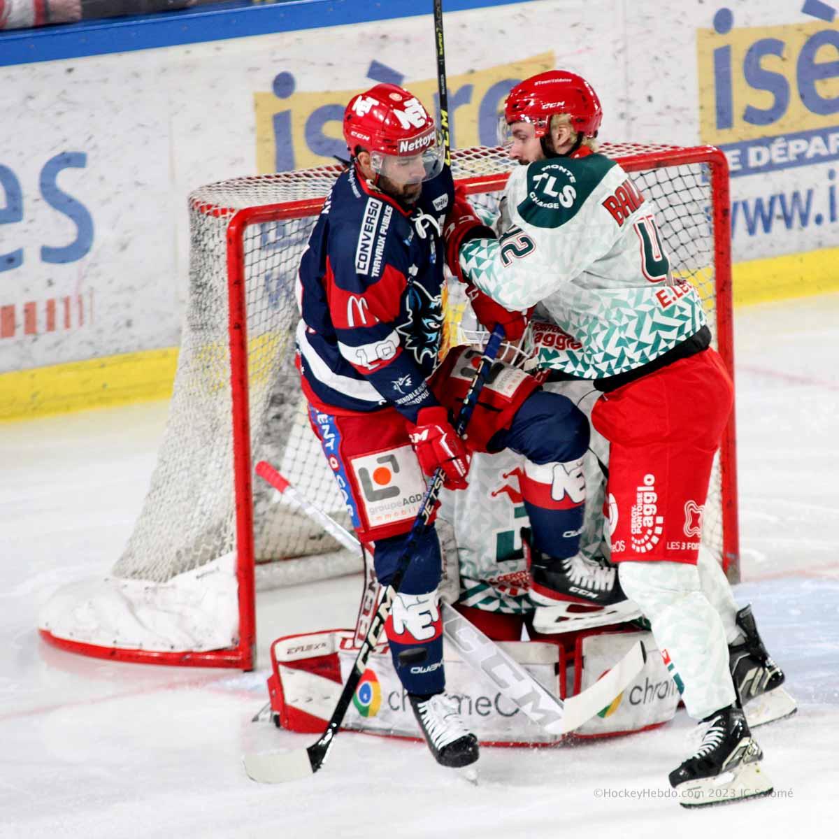 Grenoble  9 - 2 Cergy-Pontoise