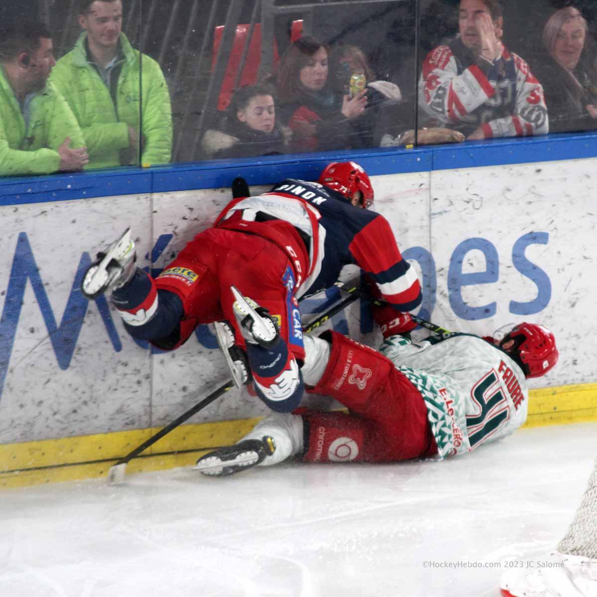 Grenoble  9 - 2 Cergy-Pontoise